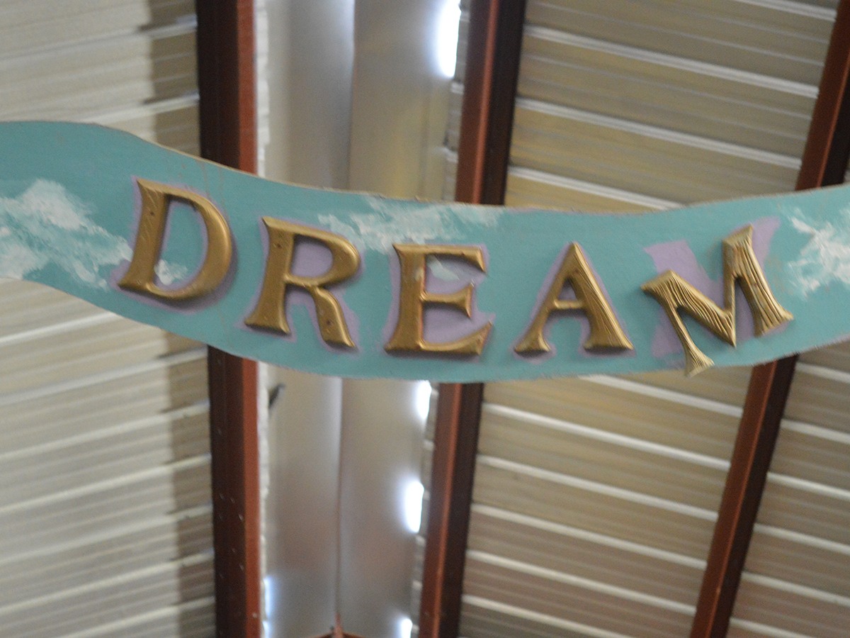 Dream sign at Willowind